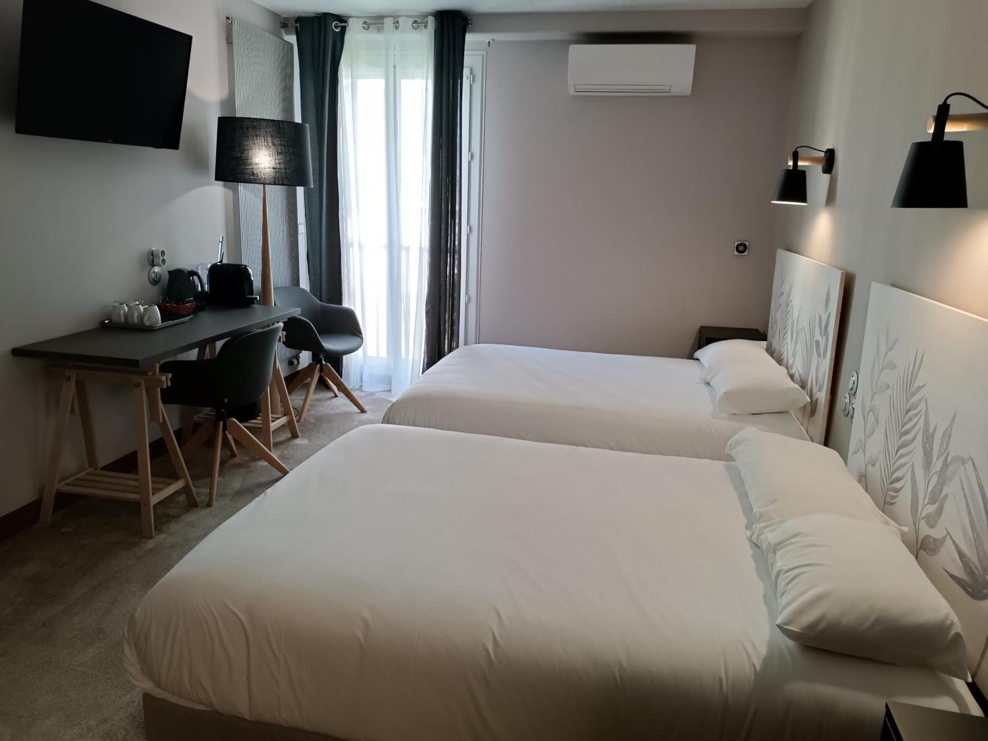 Contact Hotel Limoges - Hotel Des Deux Moulins Экстерьер фото