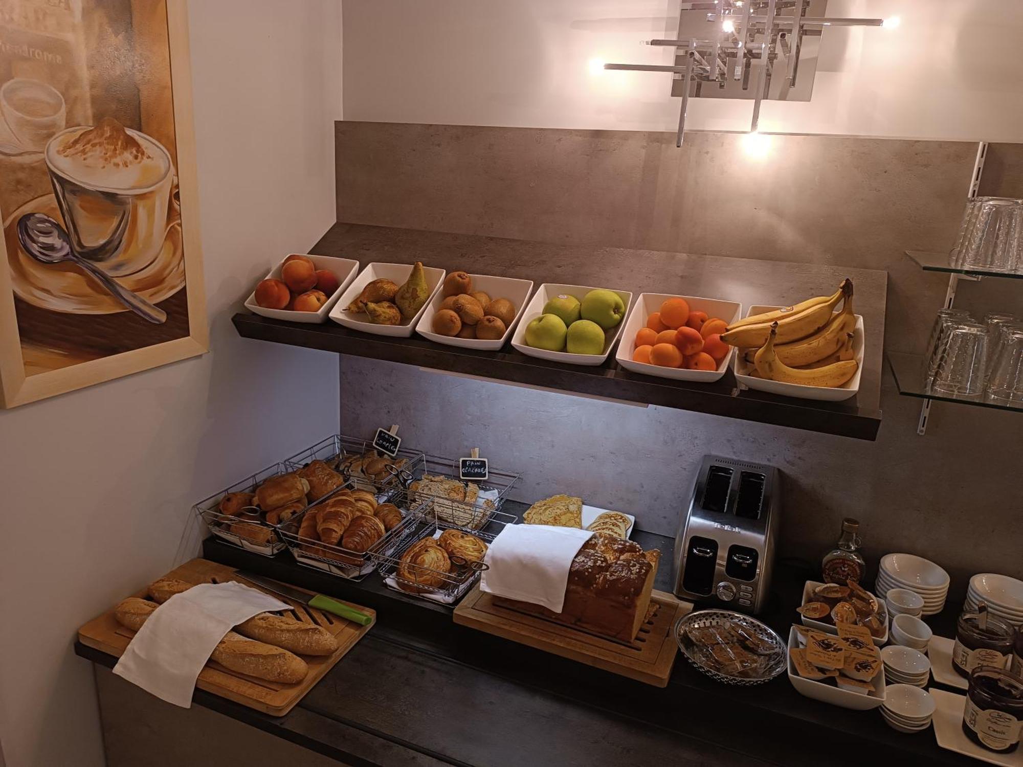 Contact Hotel Limoges - Hotel Des Deux Moulins Экстерьер фото